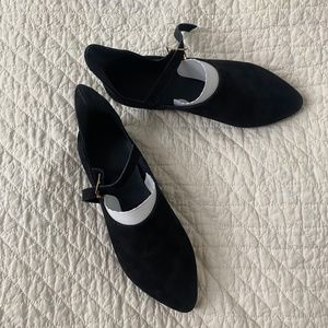 Armstreet handmade leather medieval shoes “Found Princess” black natural suede
